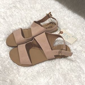 Qupid boutique sandals NWT, blush pink, size 7